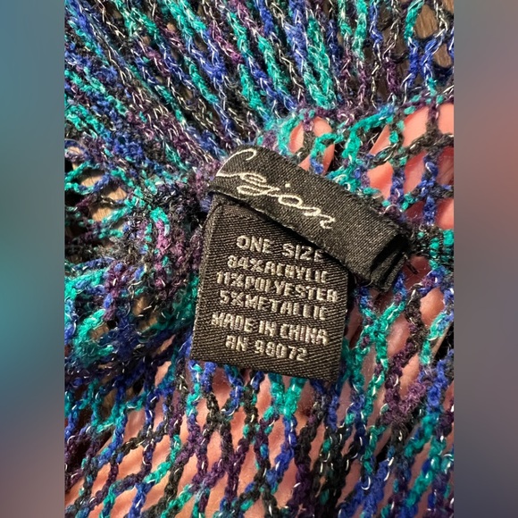 Cejon Infinity Scarf - Picture 3 of 3